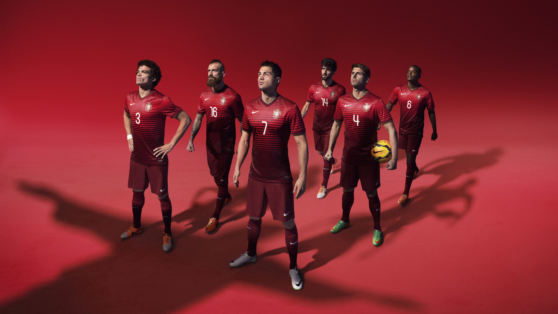 爱游戏app-传统民族蹴鞠比赛，传承古老运动文化，蹴鞠宣传