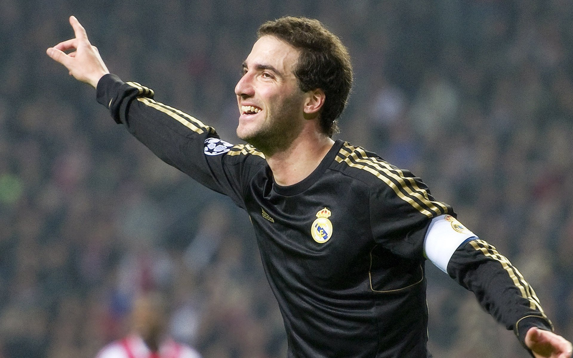 爱游戏在线娱乐官网-阿根廷队被评为2024年AIPS年度最佳球队，阿根廷年度最佳运动员